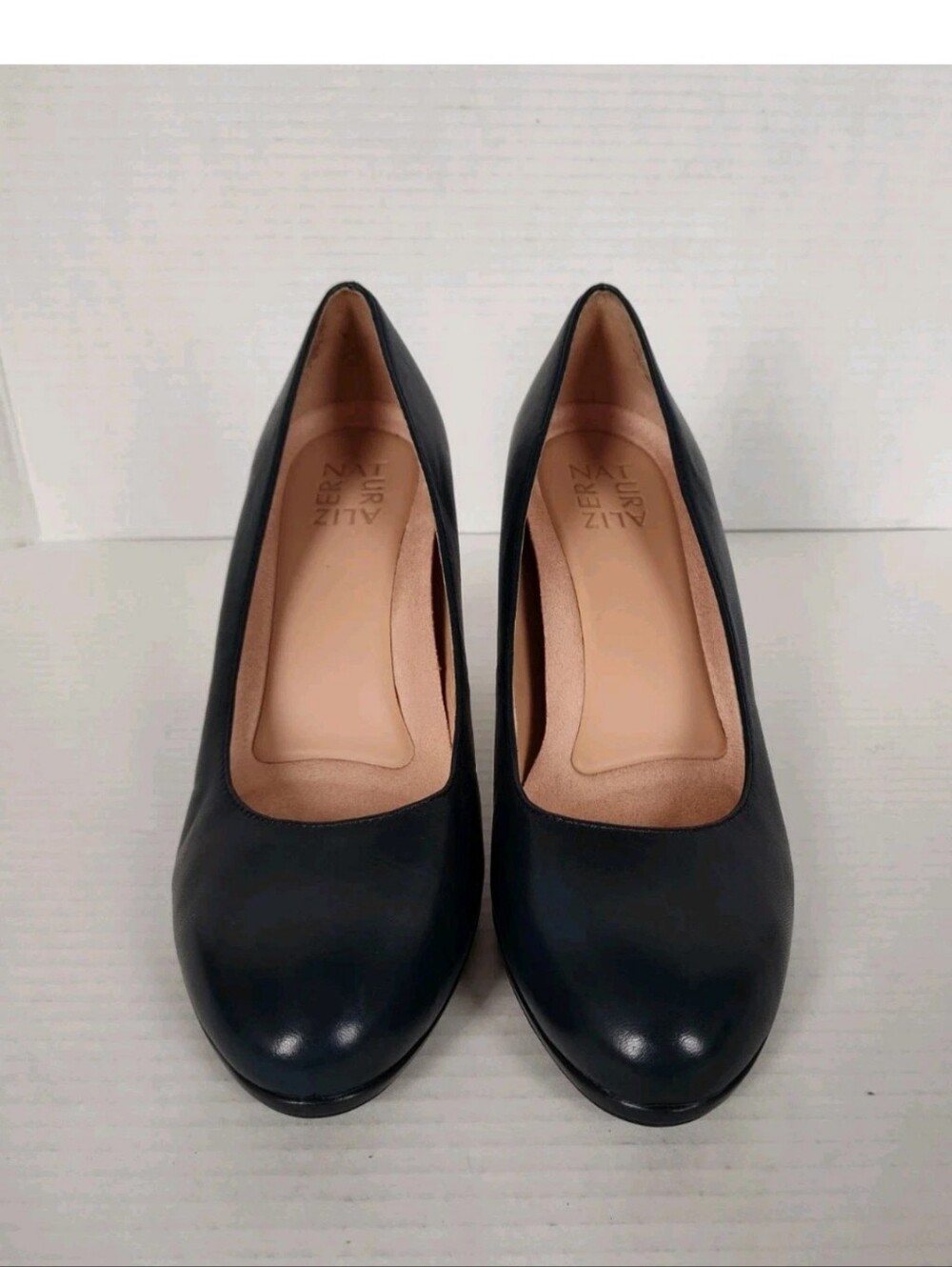 Naturalizer Michelle Navy Blue Leather Heels Womens Size 8.5 Slip on Pumps - Picture 2 of 8